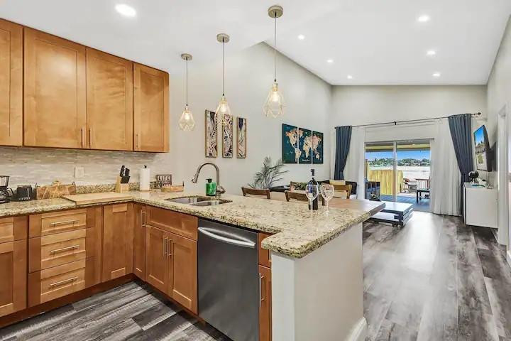 Labeau Acres - Residential Lease