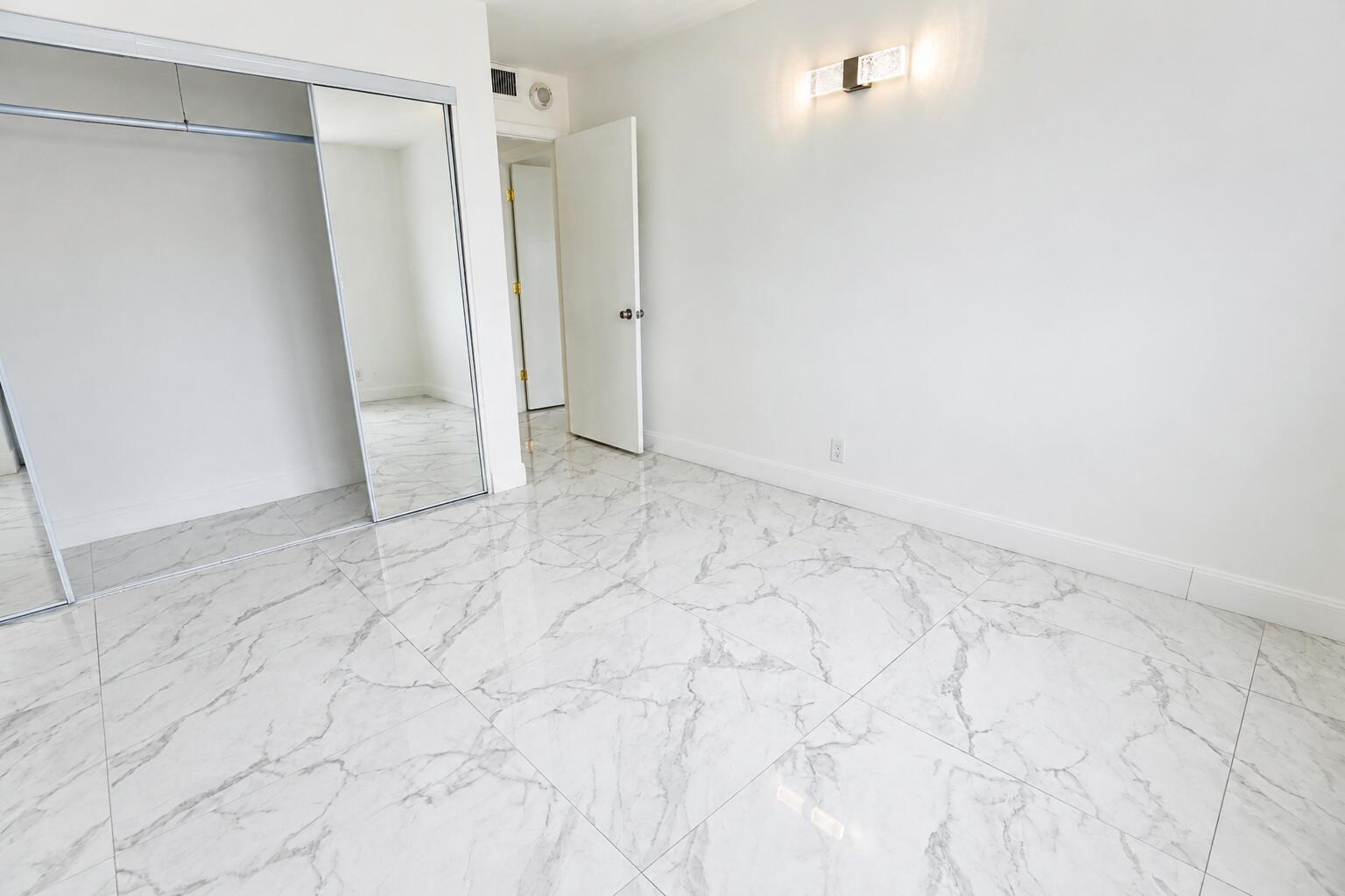 POMPANO BEACH CLUB NORTH CONDO - Residential Lease