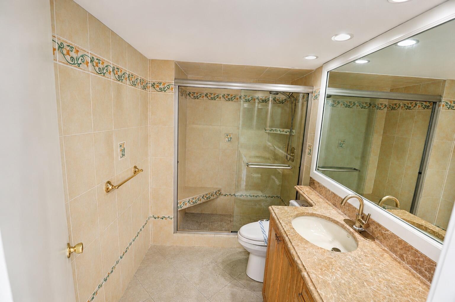 POMPANO BEACH CLUB NORTH CONDO - Residential Lease