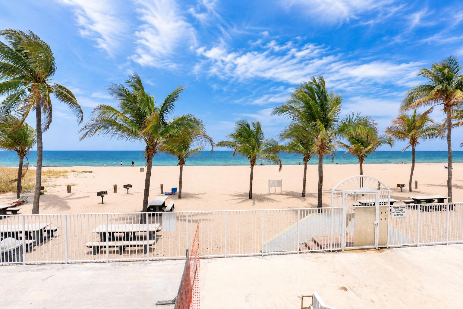 POMPANO BEACH CLUB NORTH CONDO - Residential Lease