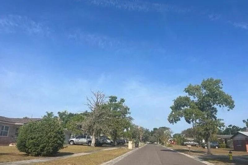 1712 Village Ct