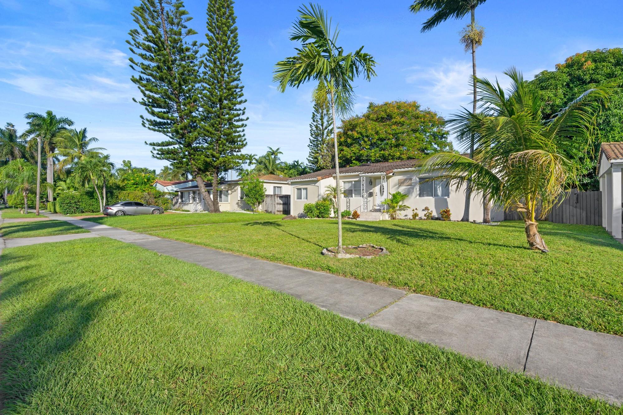 SUNSET TRAILS NO 3 - Residential Lease