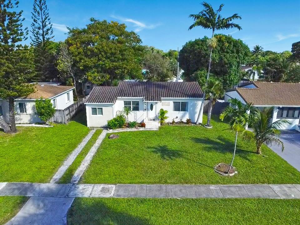 SUNSET TRAILS NO 3 - Residential Lease