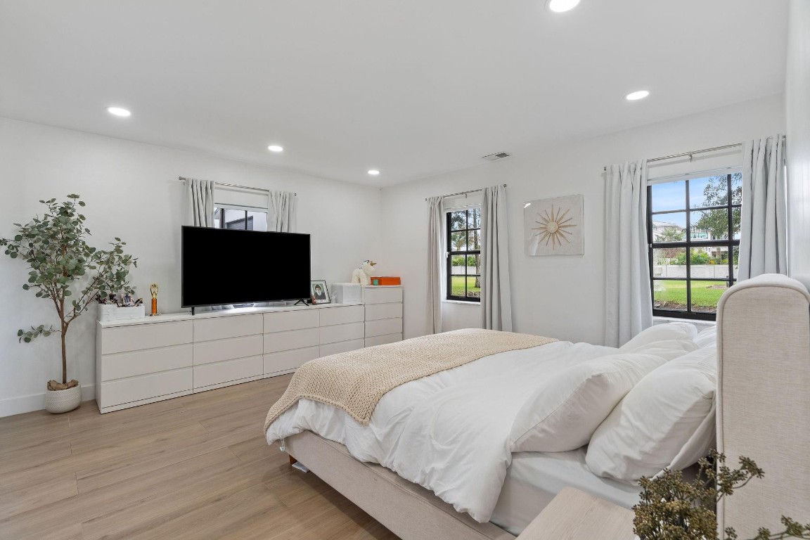 SUNSHINE RANCHES - Residential