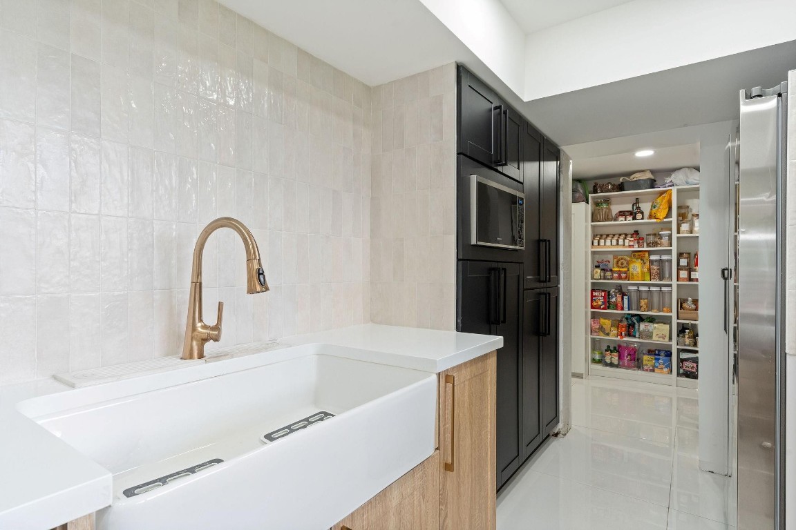 SUNSHINE RANCHES - Residential