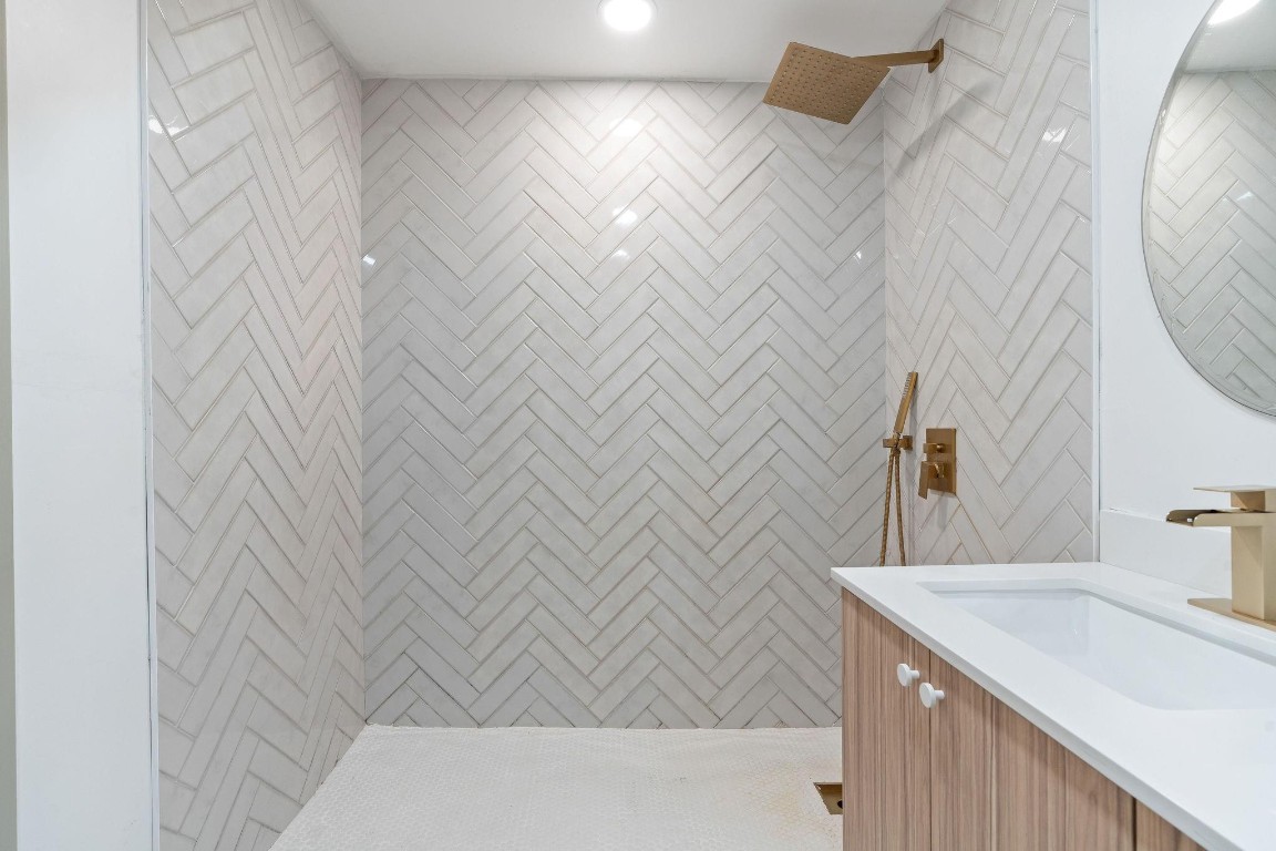 SUNSHINE RANCHES - Residential