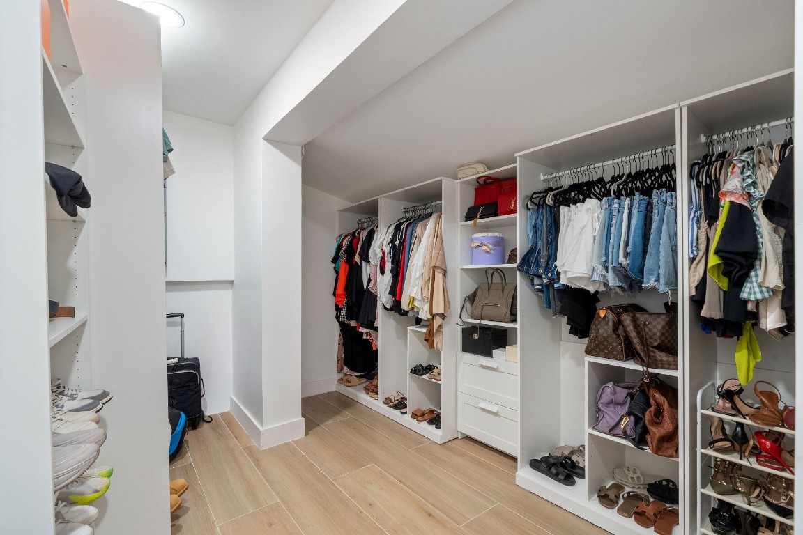 SUNSHINE RANCHES - Residential