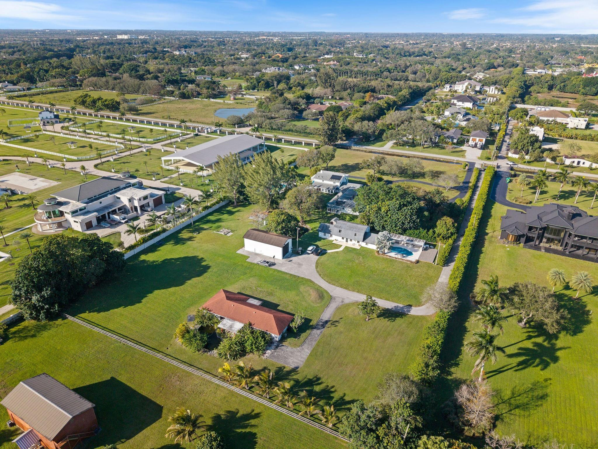 SUNSHINE RANCHES - Residential