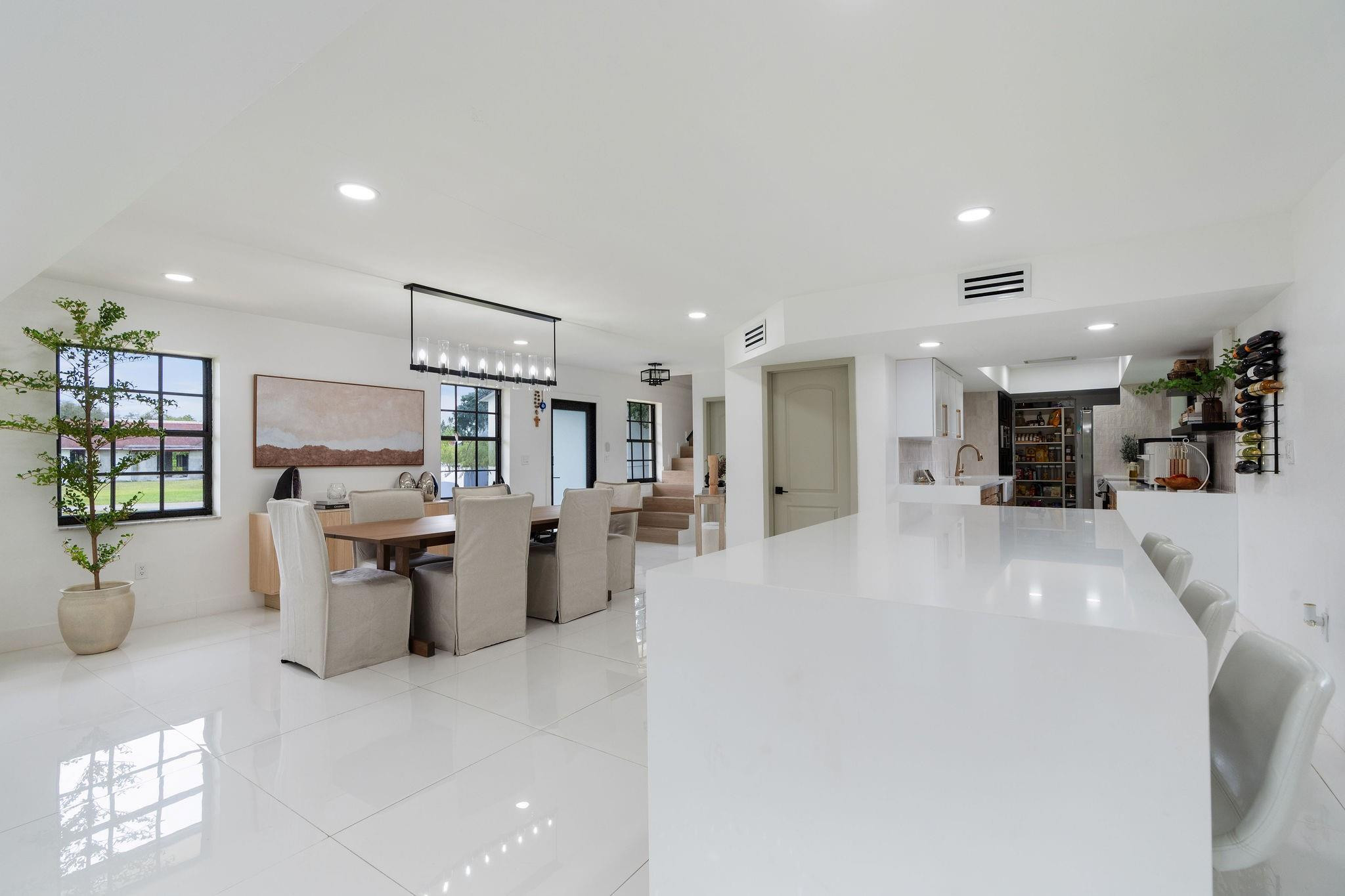 SUNSHINE RANCHES - Residential