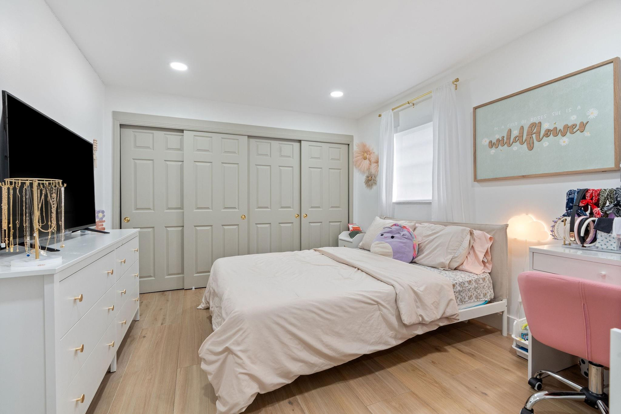 SUNSHINE RANCHES - Residential