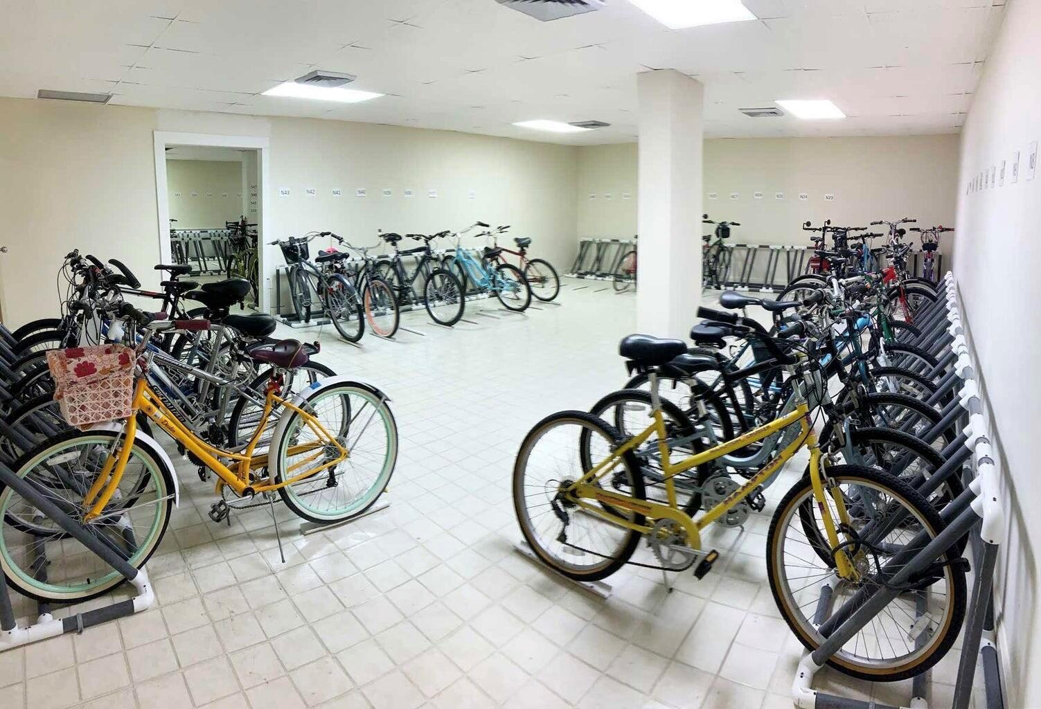 BARCLAY CONDO - Residential Lease