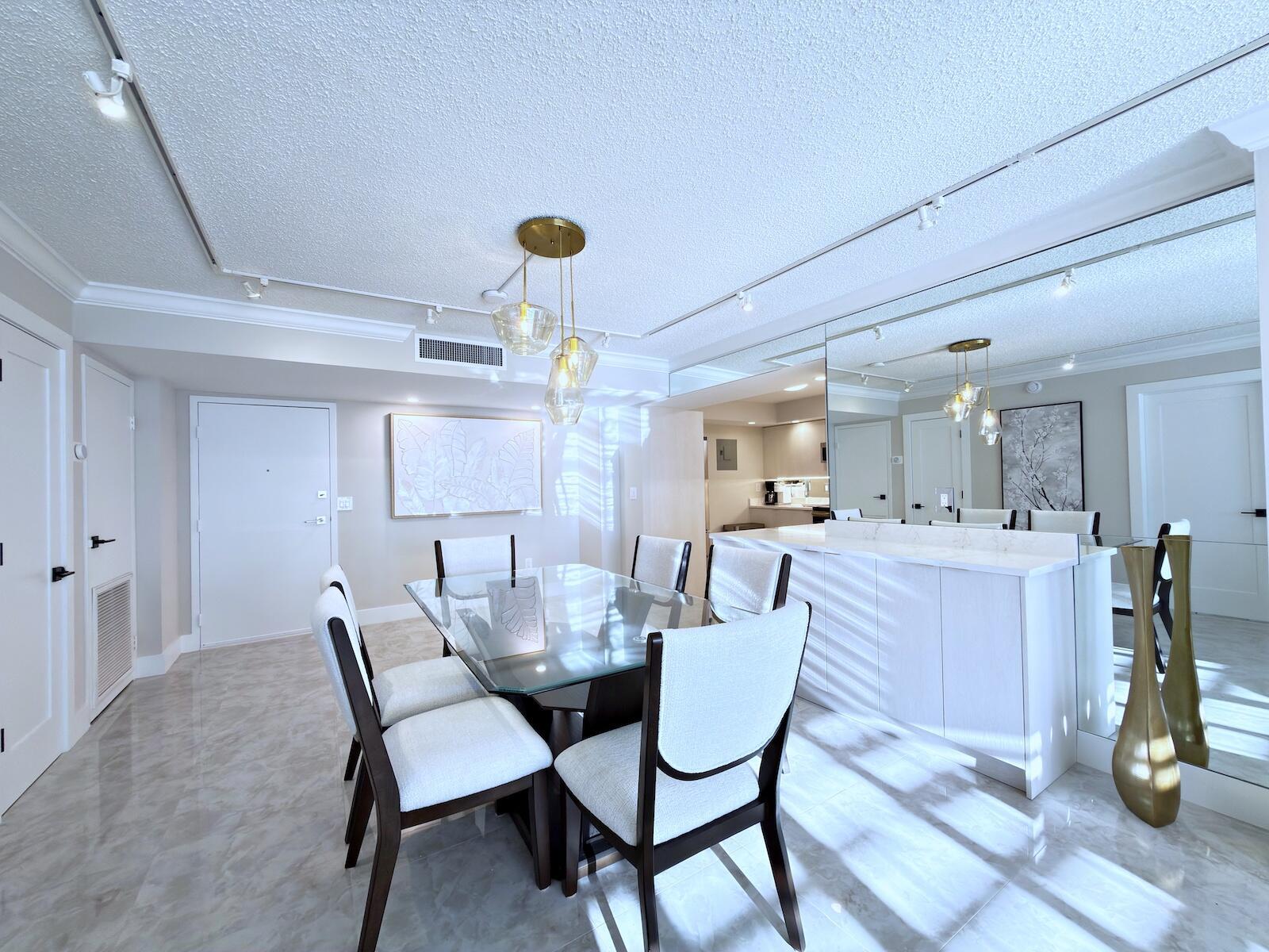 BARCLAY CONDO - Residential Lease