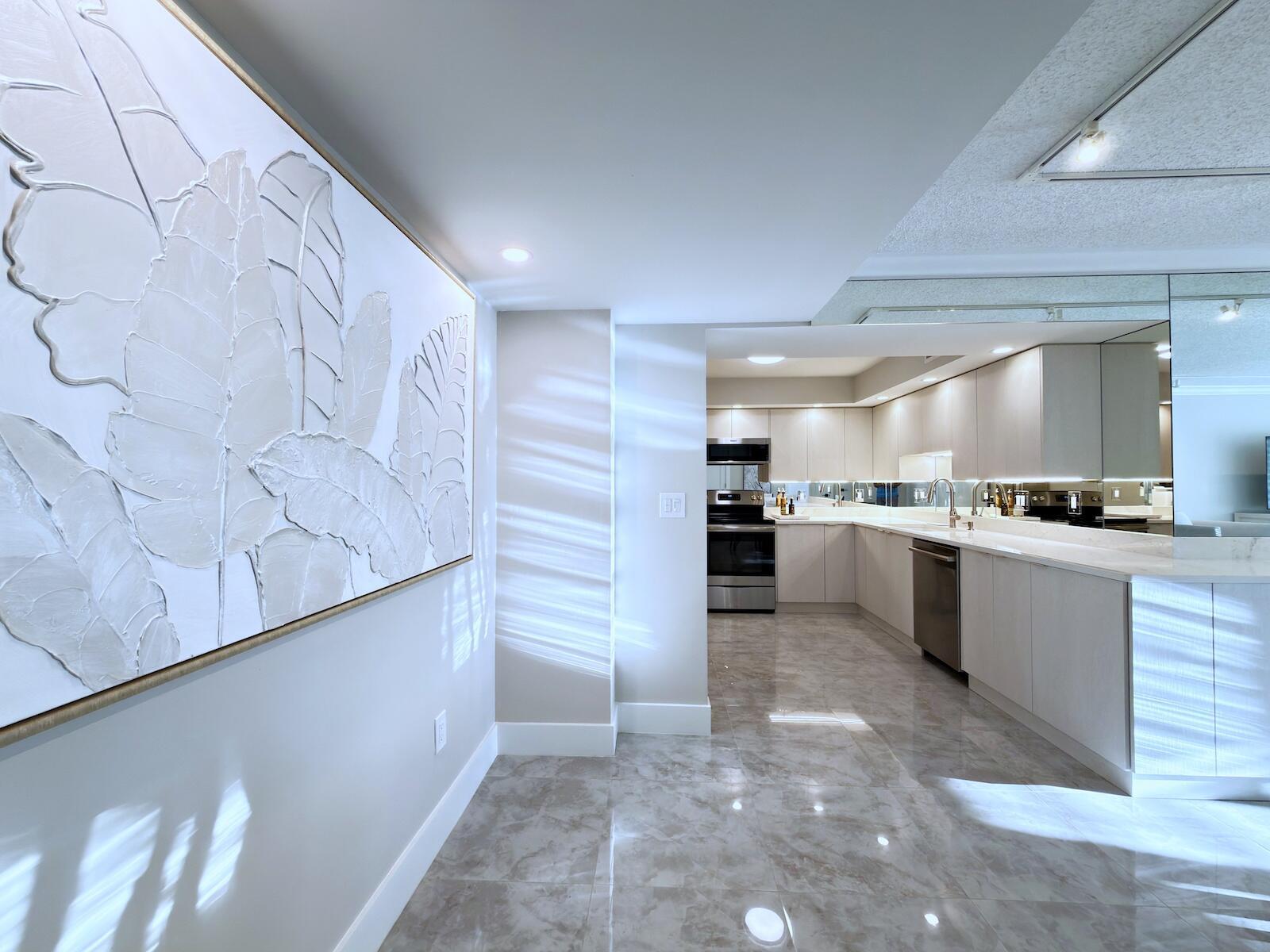 BARCLAY CONDO - Residential Lease