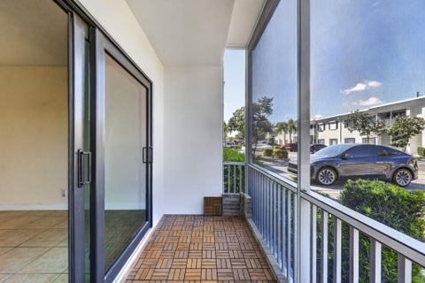 Tiny photo for 130 Cypress Club Drive #313, Pompano Beach, FL 33060 (MLS # B26089514)