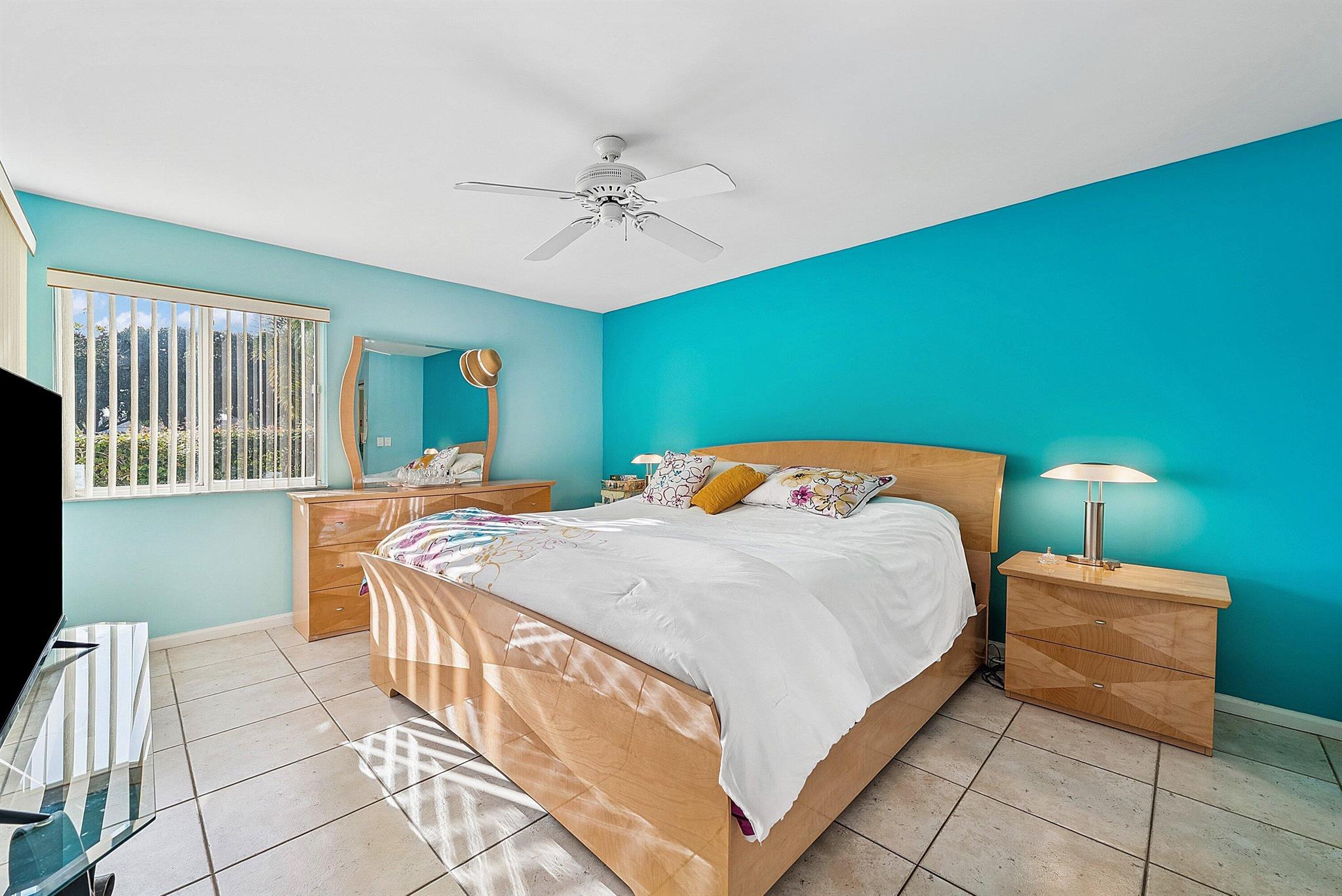 BOCA GARDENS 4 - Residential