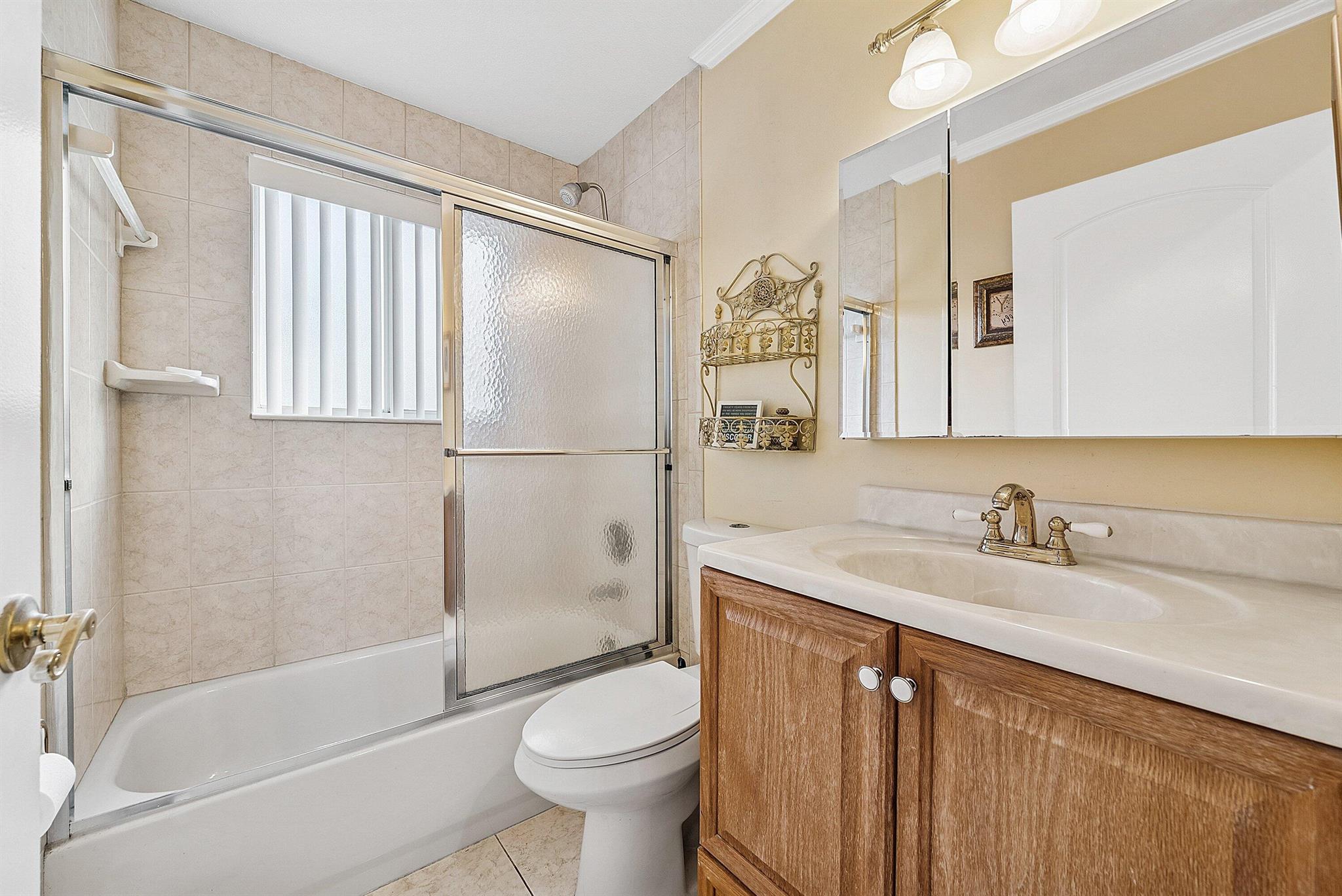 BOCA GARDENS 4 - Residential