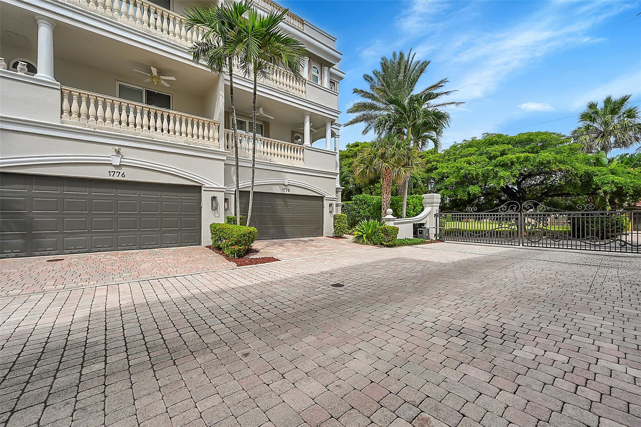 1778 Bay Dr 1778