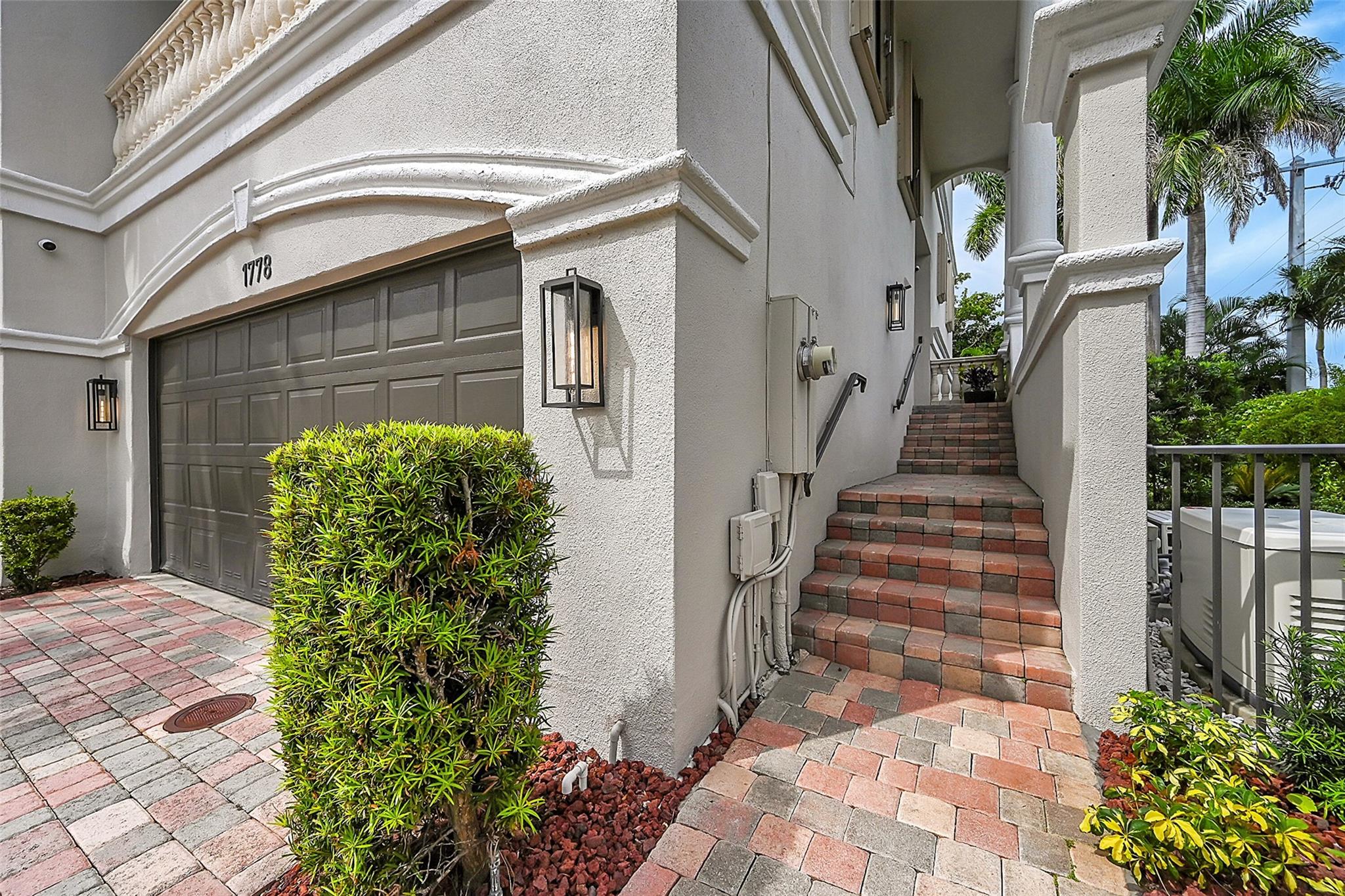 1778 Bay Dr 1778
