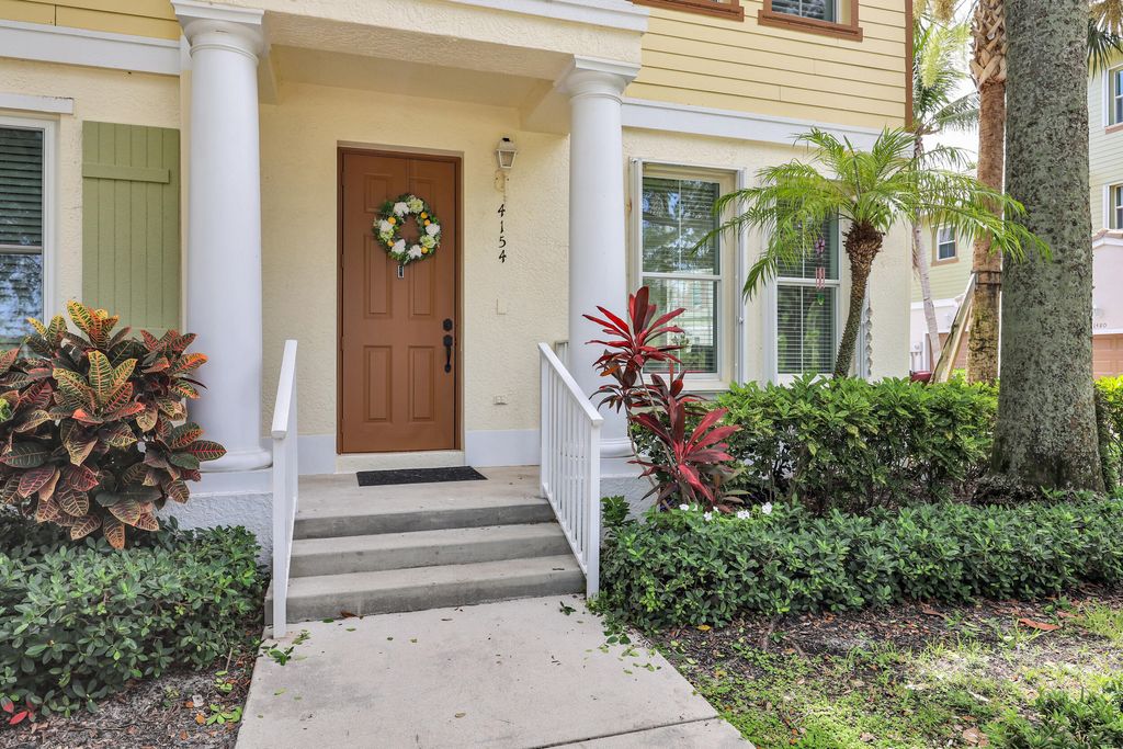 Photo of 4154 Stadium Drive, Jupiter, FL 33458 (MLS # B26053989)