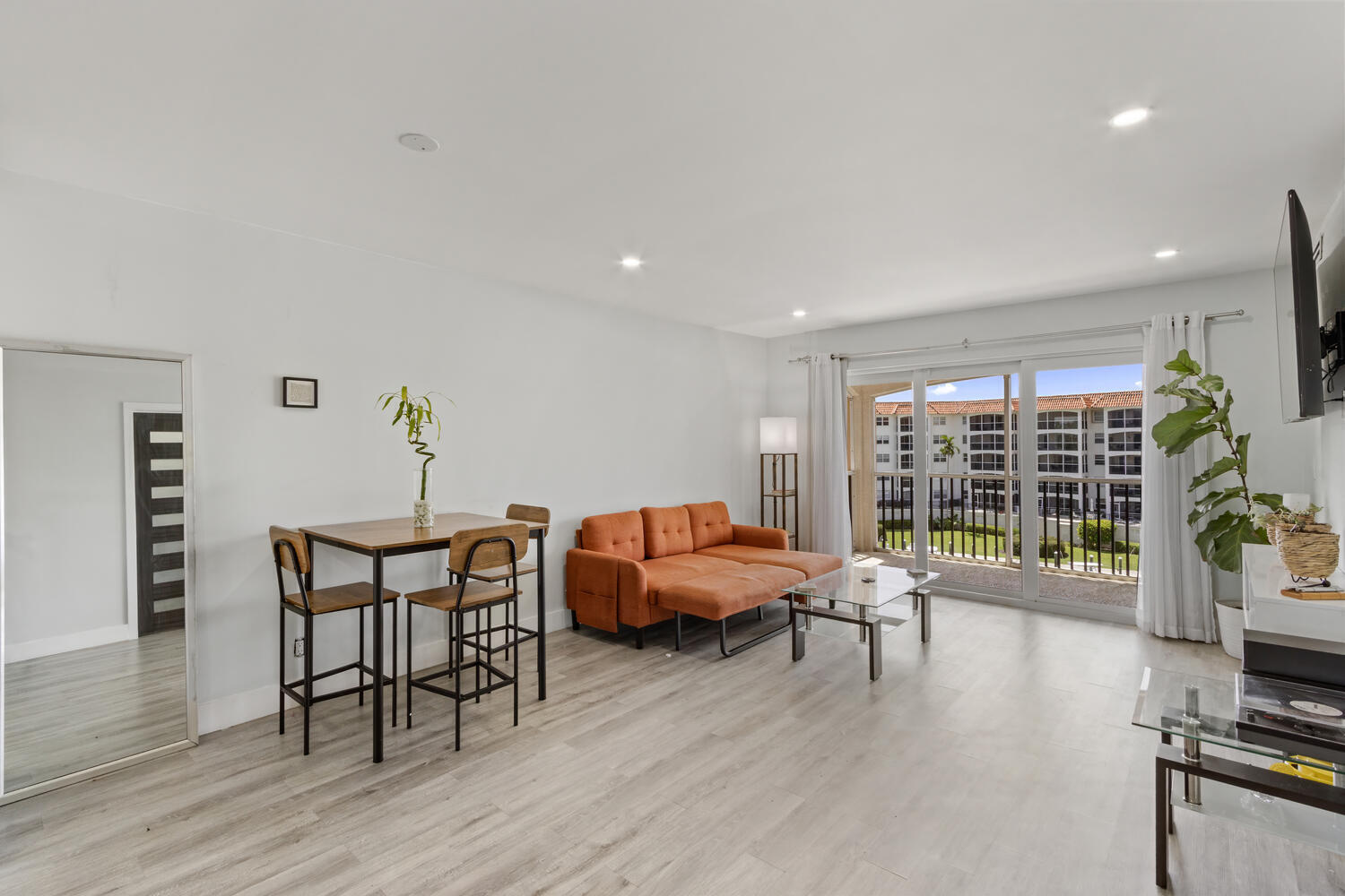 SAN REMO CONDO - Residential