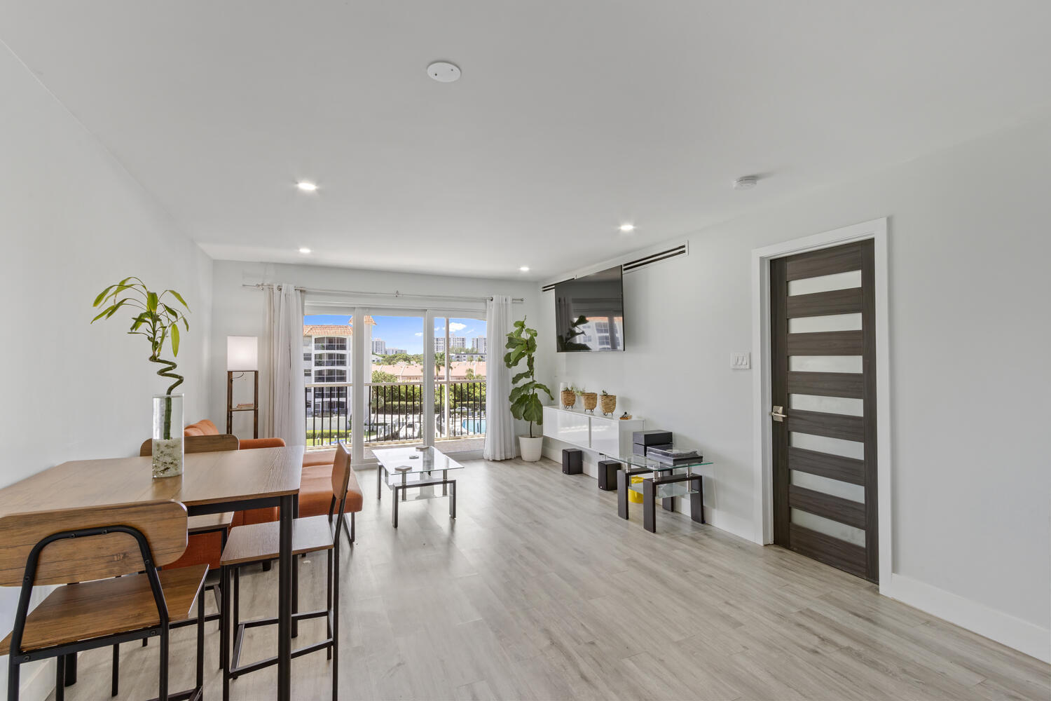 SAN REMO CONDO - Residential