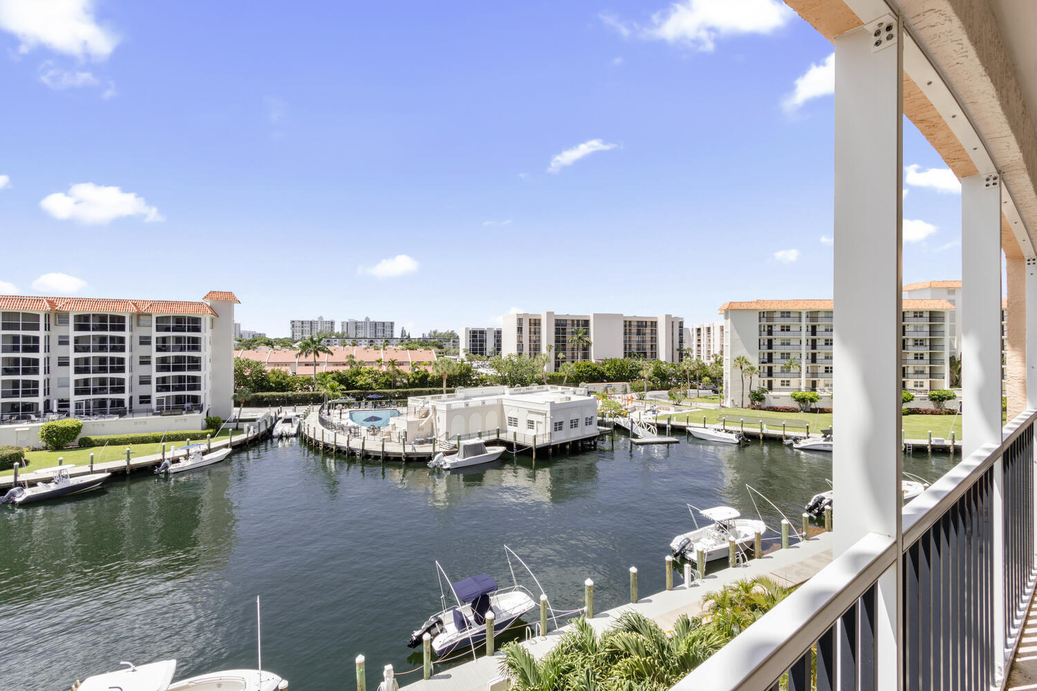 2871 N Ocean Boulevard V443