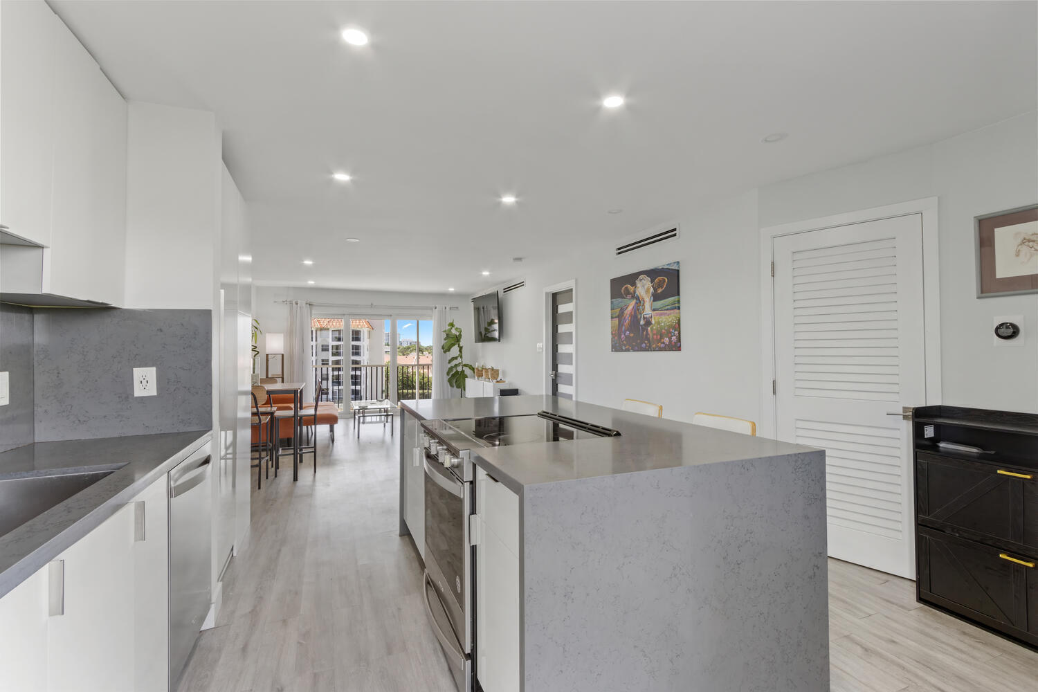 SAN REMO CONDO - Residential