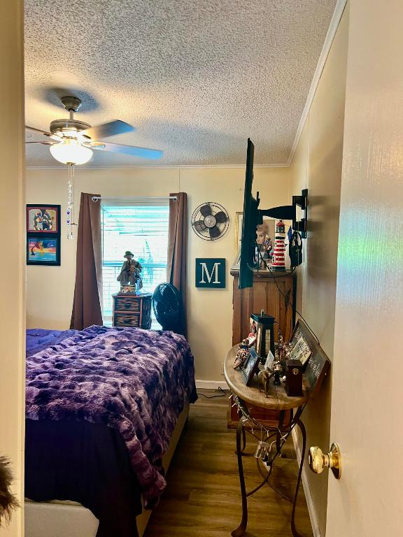 TALLOWWOOD ISLE - Residential