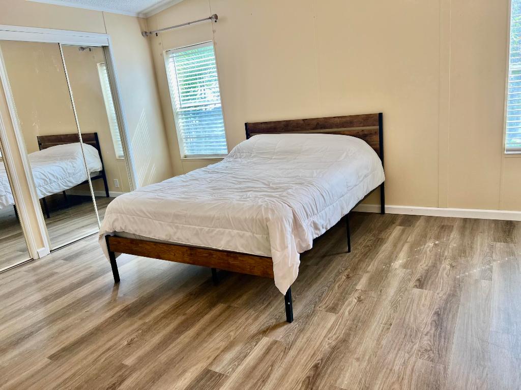 TALLOWWOOD ISLE - Residential