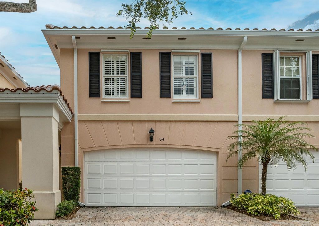 Photo of 54 Tall Oaks Circle, Tequesta, FL 33469 (MLS # R10896149)