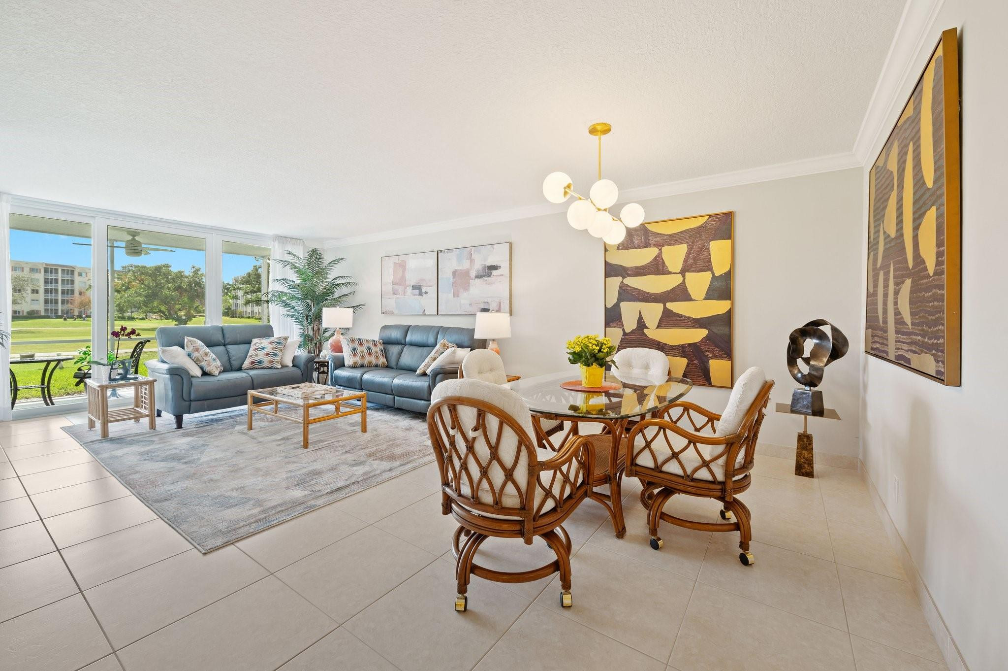 3700 Oaks Clubhouse Drive 106