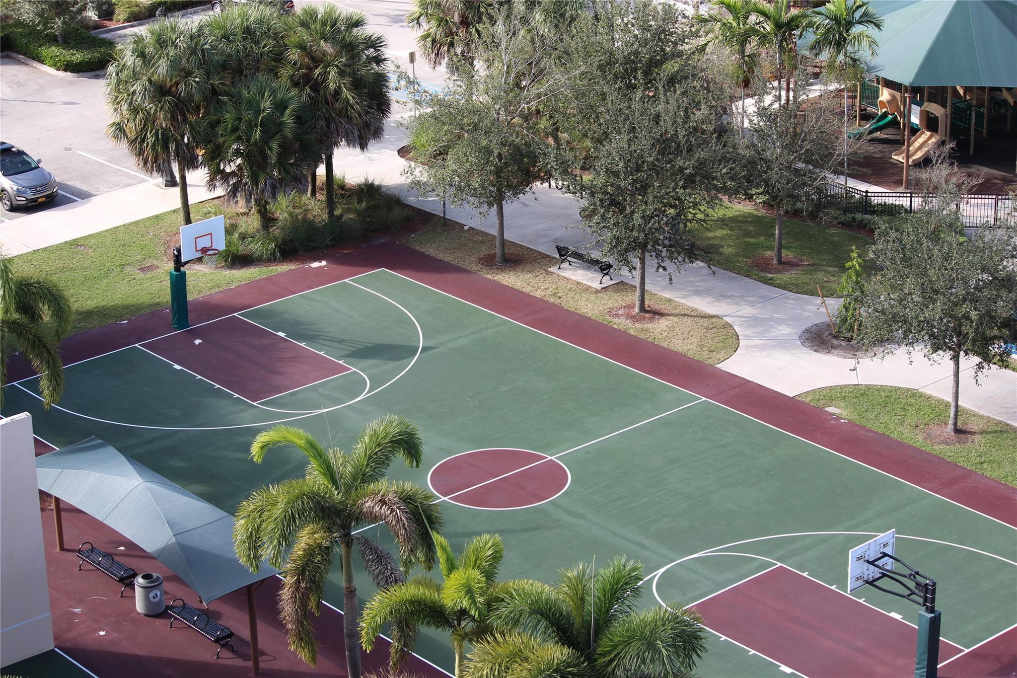 NO 71 PALM-AIRE COUNTRY CLUB - Residential