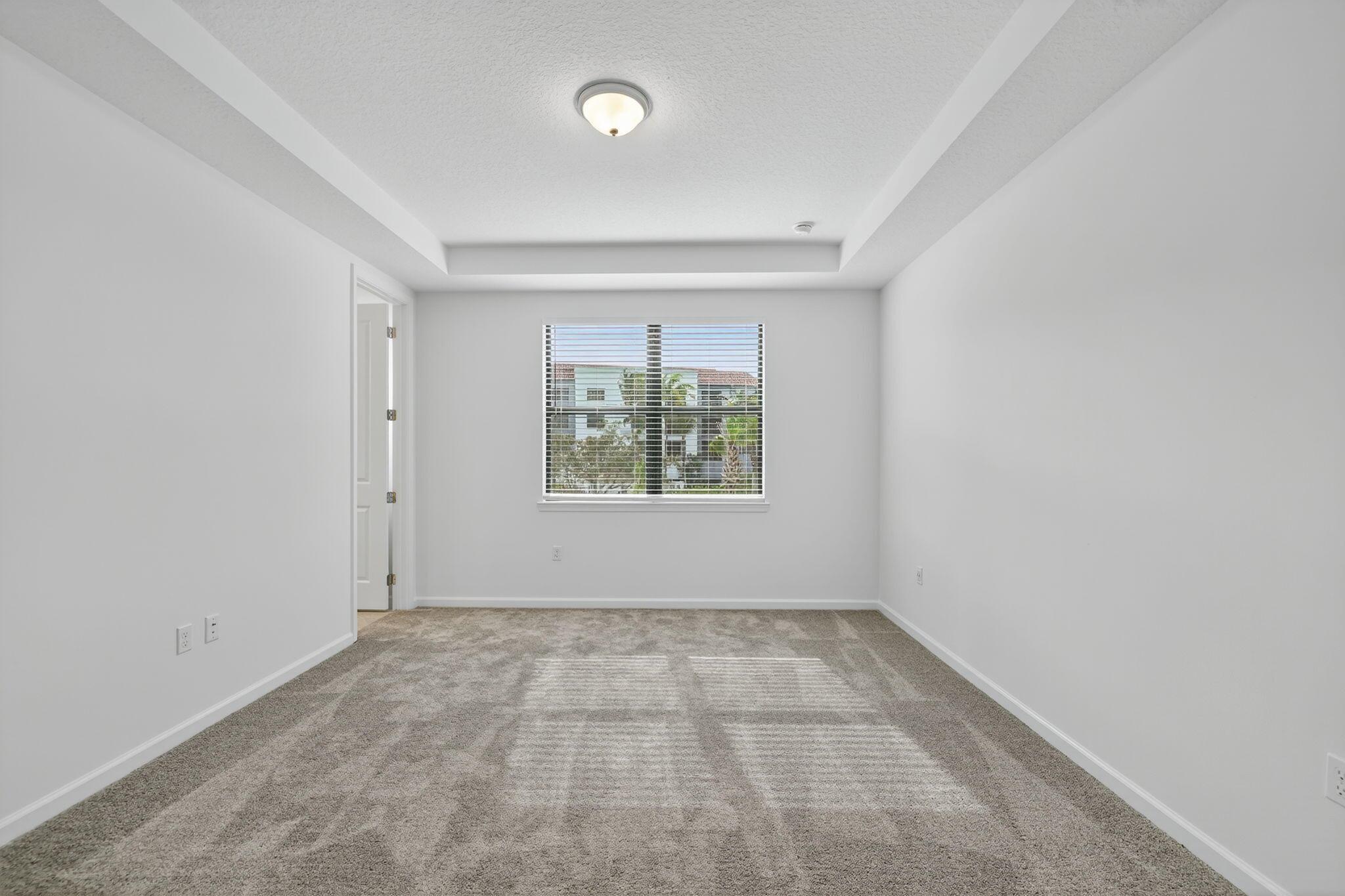 95 RIVERSIDE PUD PHASE IV - Residential Lease