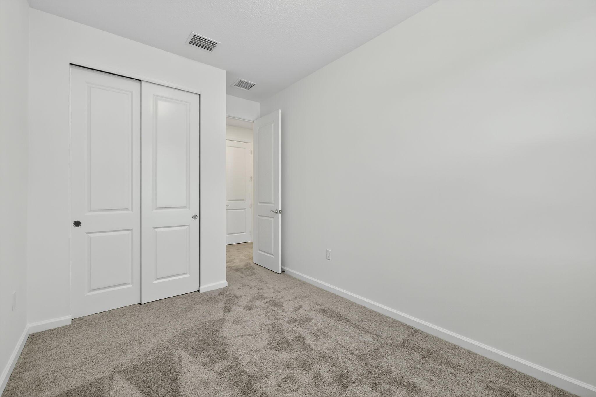 95 RIVERSIDE PUD PHASE IV - Residential Lease