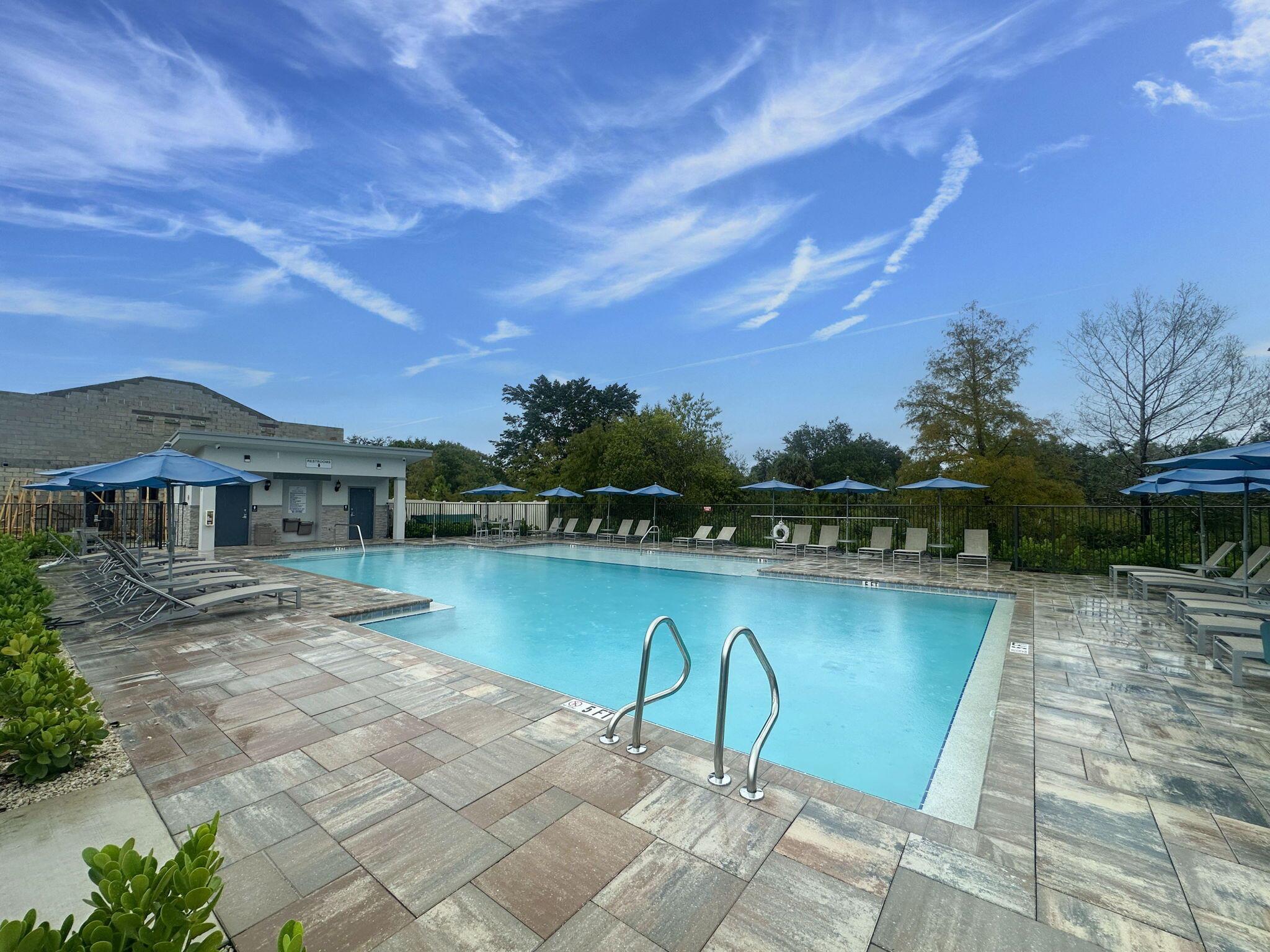 95 RIVERSIDE PUD PHASE IV - Residential Lease