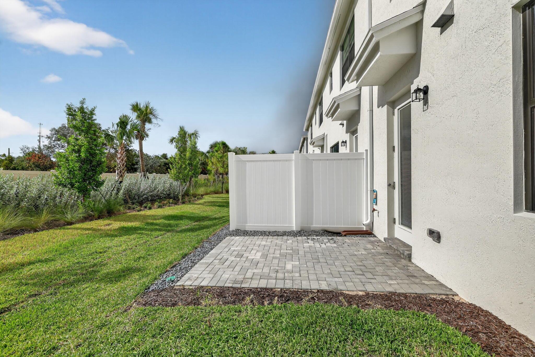 95 RIVERSIDE PUD PHASE IV - Residential Lease
