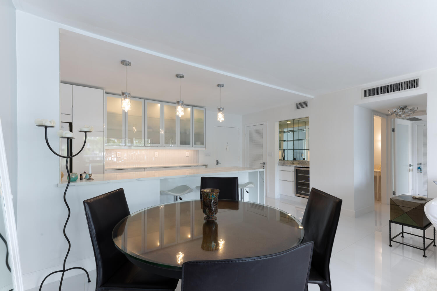 PORTOFINO CONDO PT OF LTS 15 AND 16,JARVIS PAR - Residential Lease