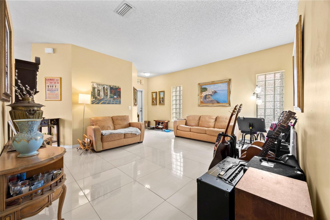 Harbor Island - Residential