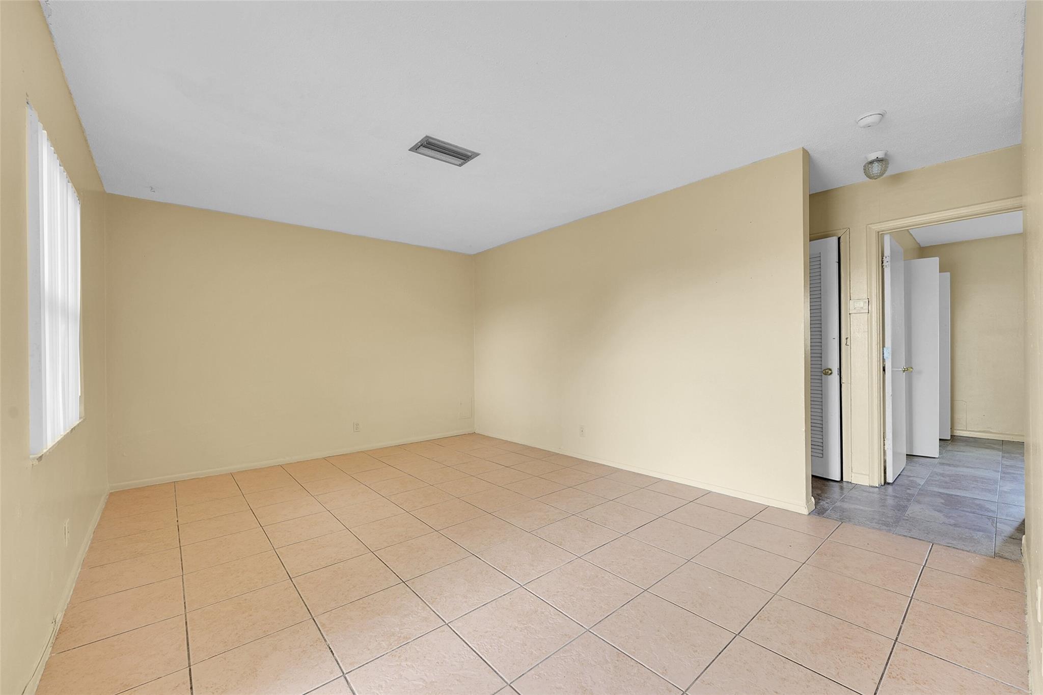 Oriole Estates Sec 8 65-9 - Residential Lease