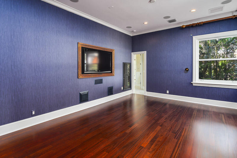 ELLAMAR - Residential