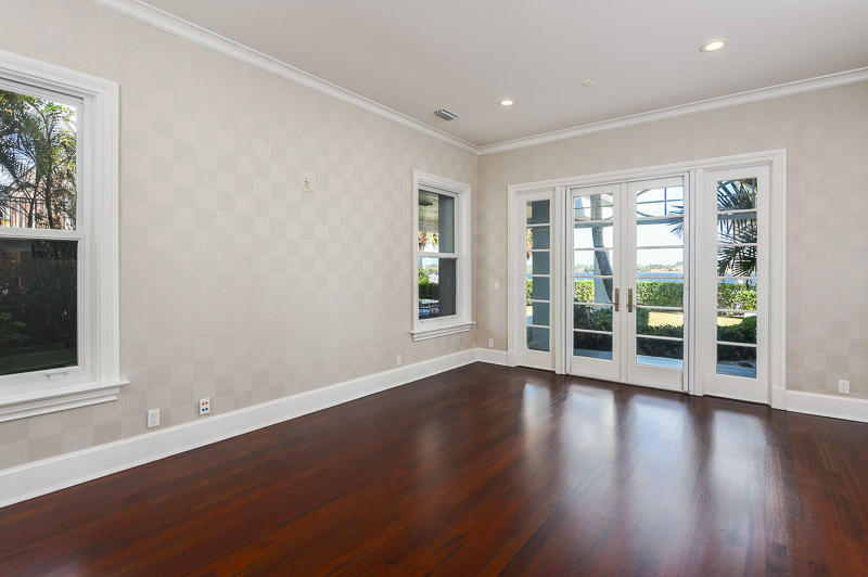 ELLAMAR - Residential