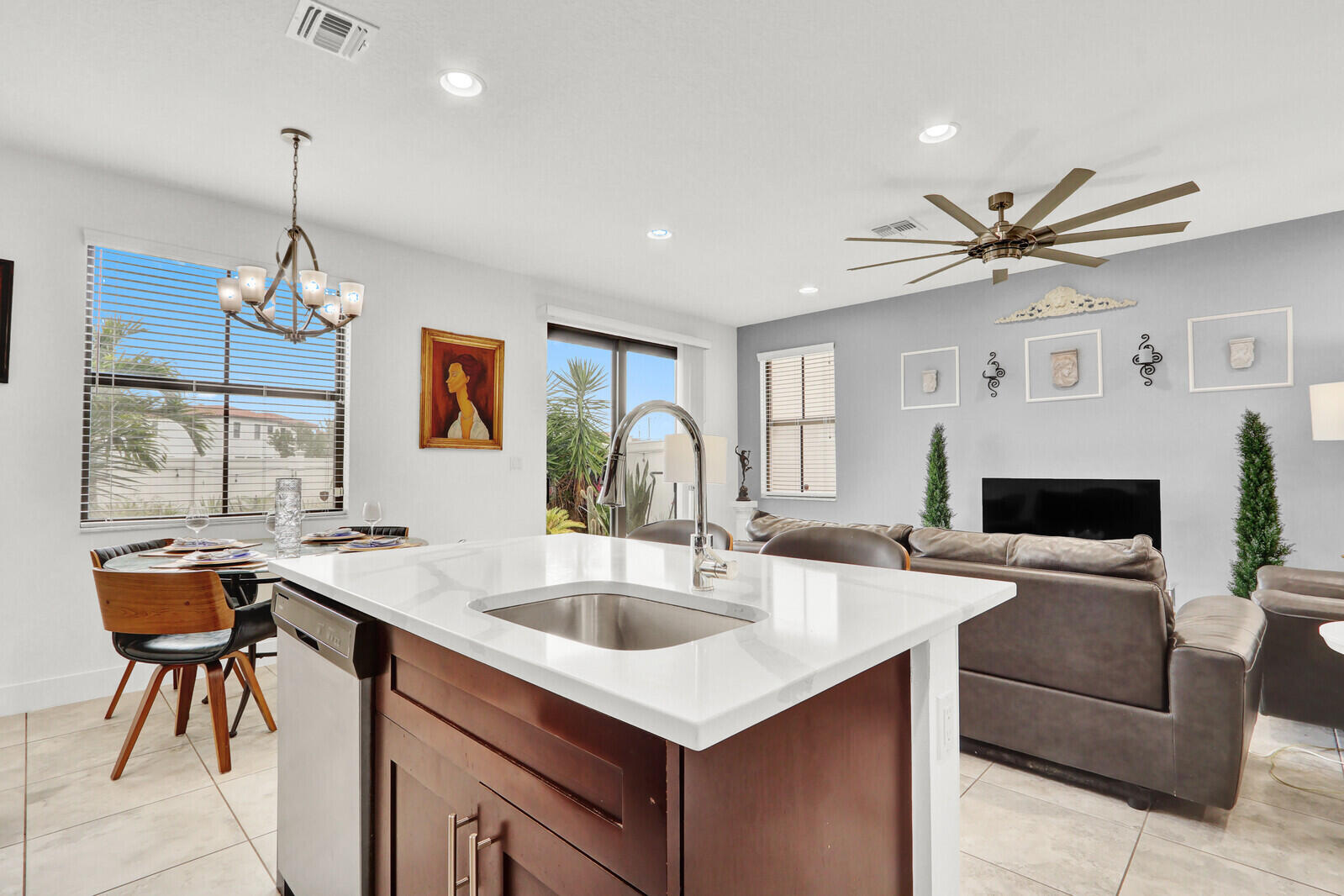 MEDITERRANEA - Residential