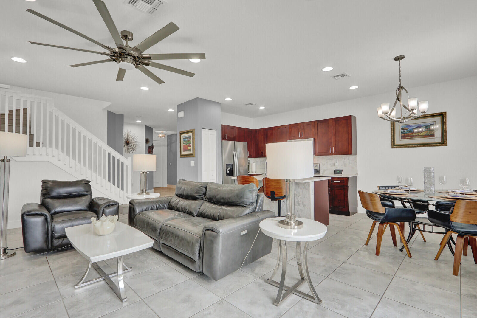 MEDITERRANEA - Residential