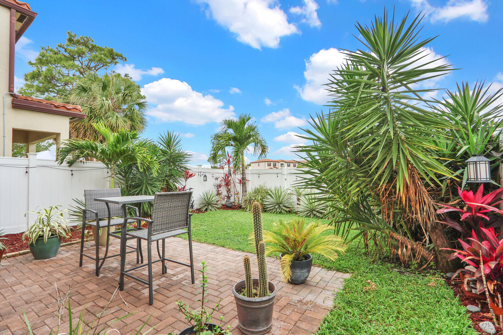 MEDITERRANEA - Residential