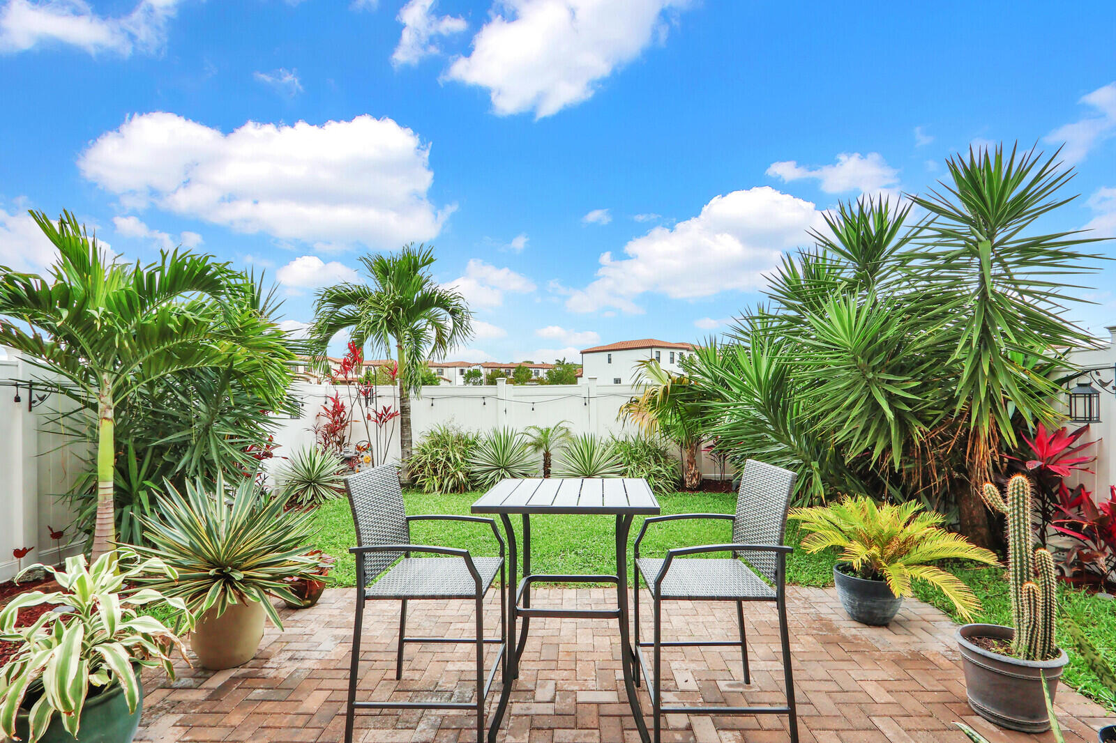 MEDITERRANEA - Residential