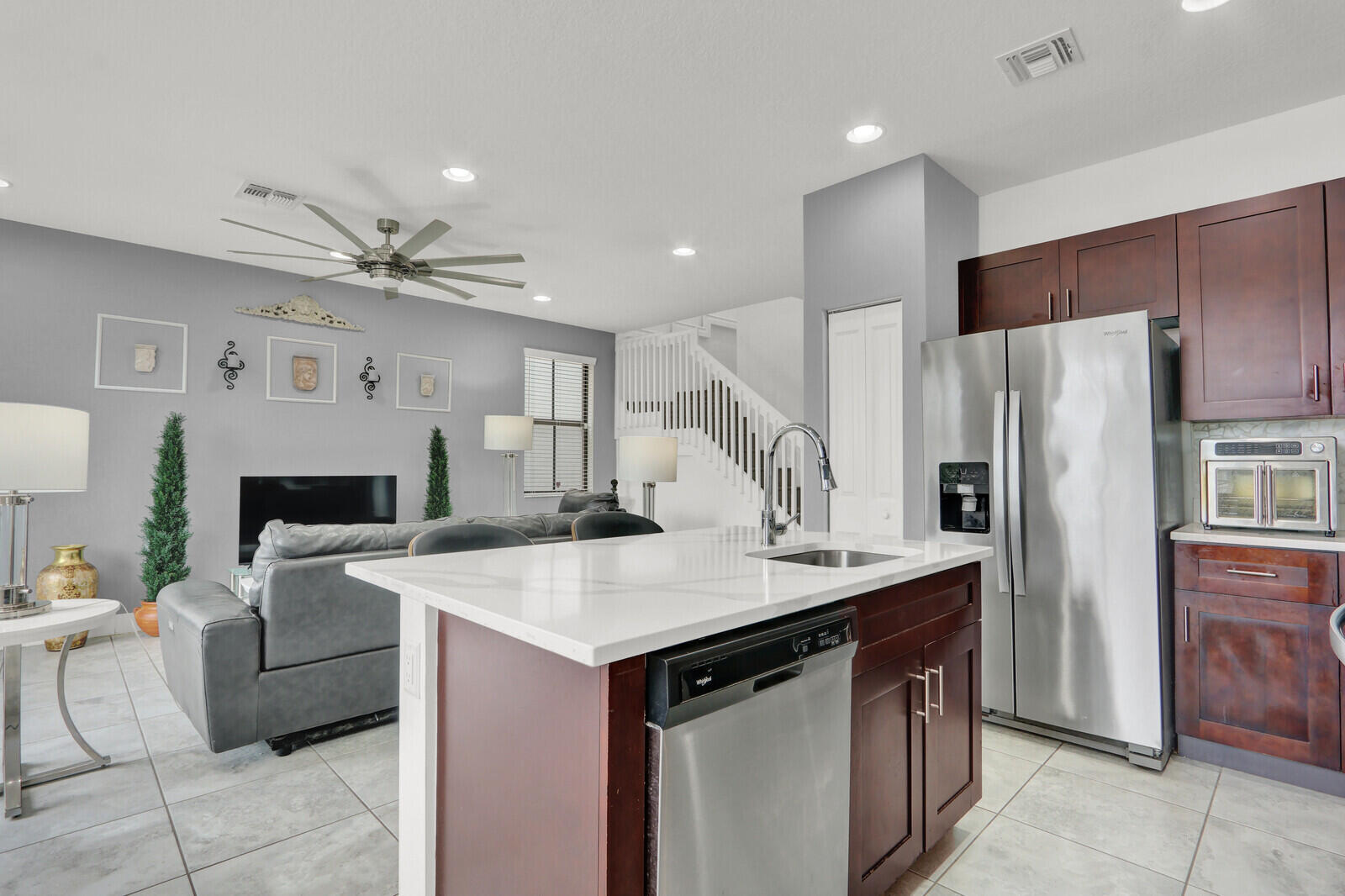 MEDITERRANEA - Residential