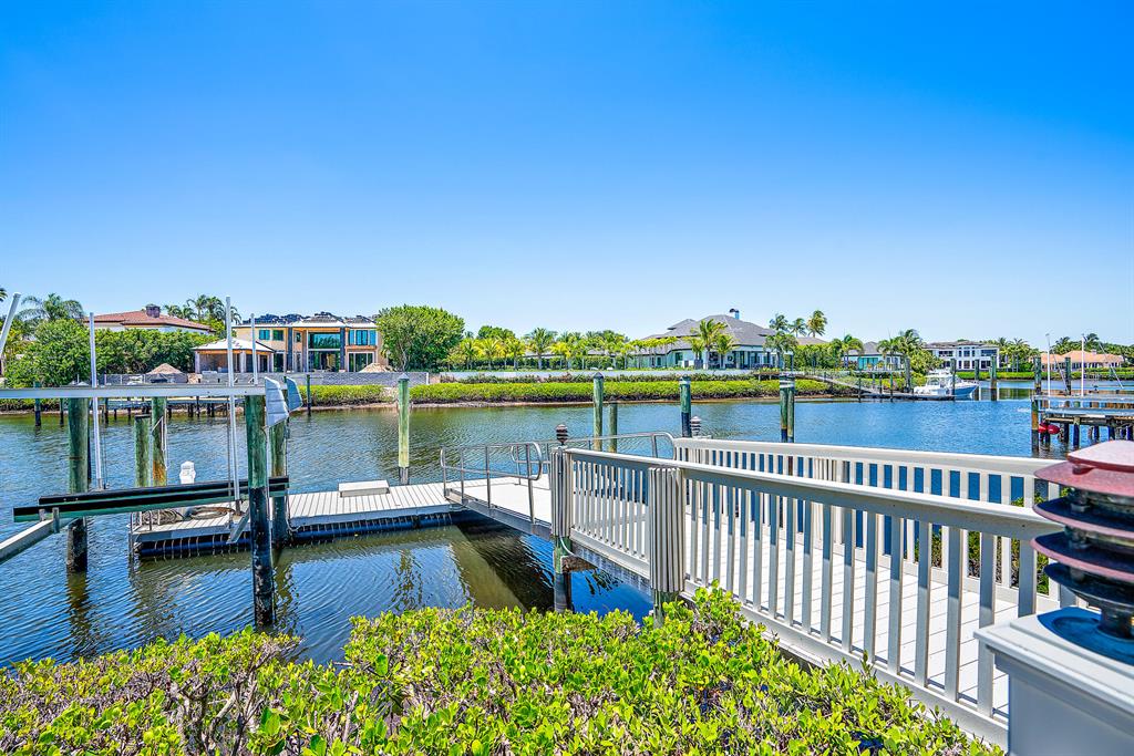 Admirals Cove - Residential