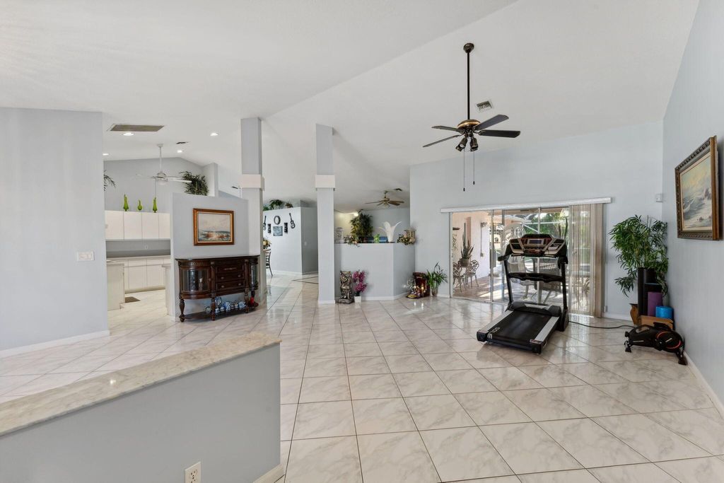Photo of 6838 Blue Bay Circle, Lake Worth, FL 33467 (MLS # R10987128)