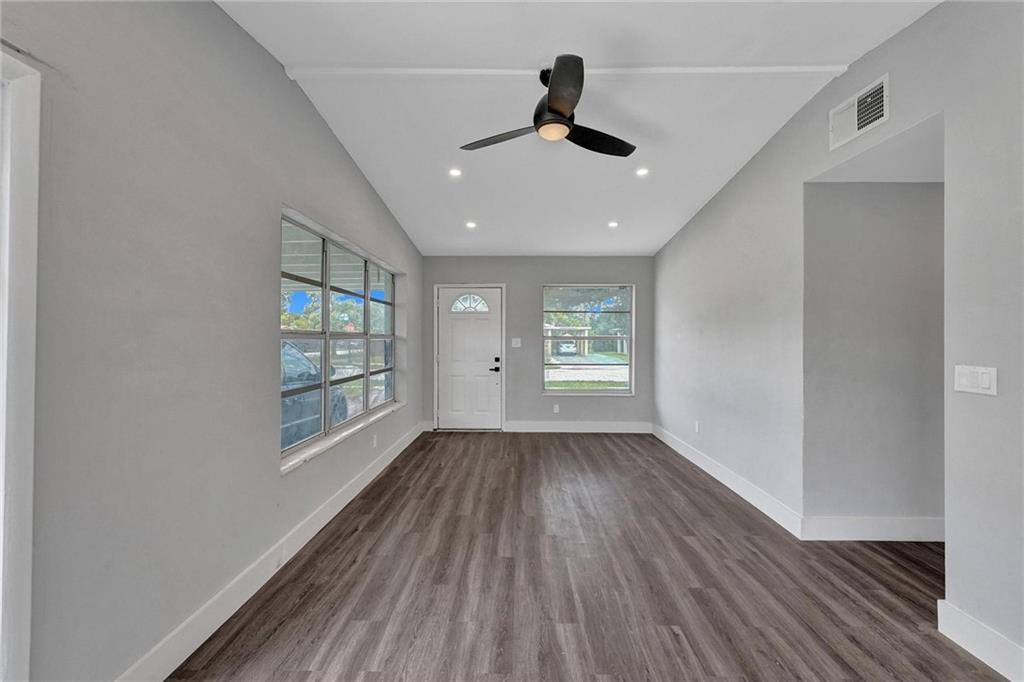 LAKE AIRE ESTATES - Residential