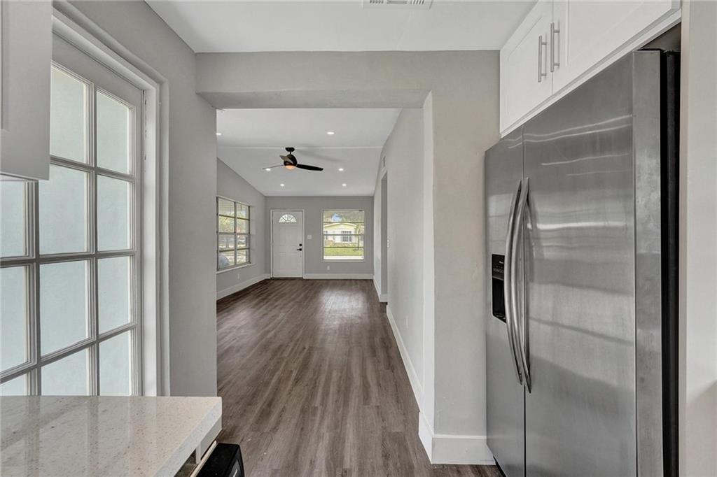 LAKE AIRE ESTATES - Residential